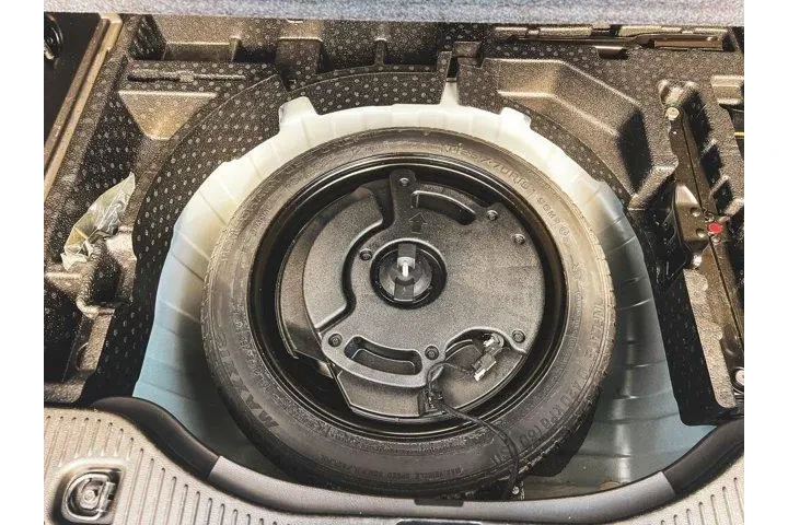 $14836 : Buick Encore 2019 Essence 4d image 6