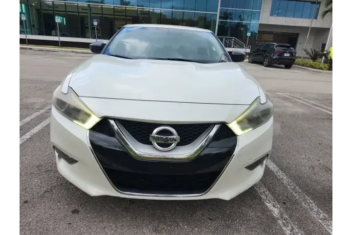 $11590 : Nissan Maxima 2017 3.5 S 4dr image 2