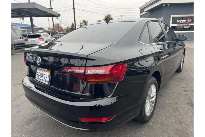 $13998 : 2019 Jetta S image 6