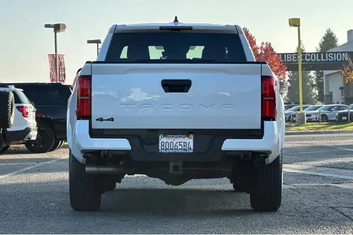 $39000 : Toyota Tacoma 2024 4x4 TRD S image 8