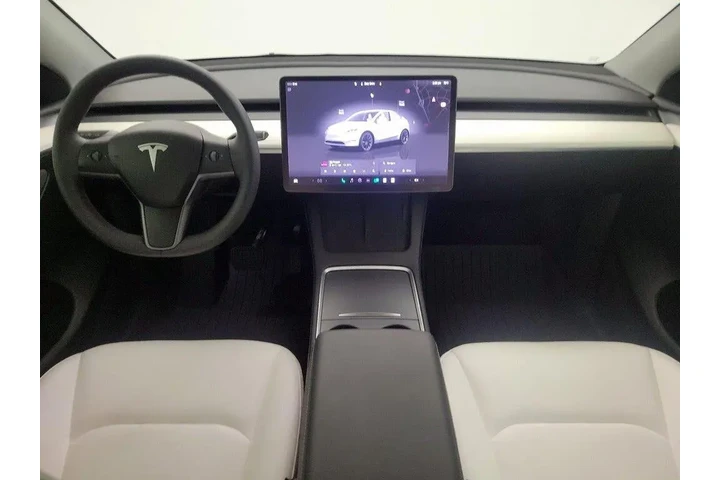 $33998 : Tesla Model Y 2024 Long Rang image 9
