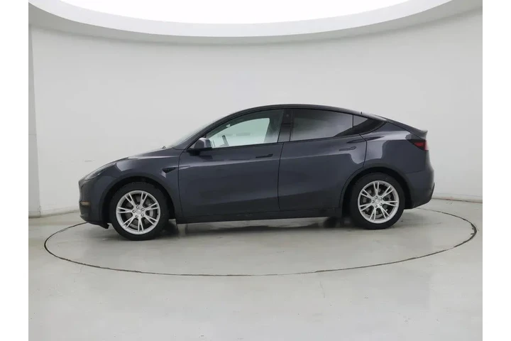 $28998 : Tesla Model Y 2021 AWD Long image 3