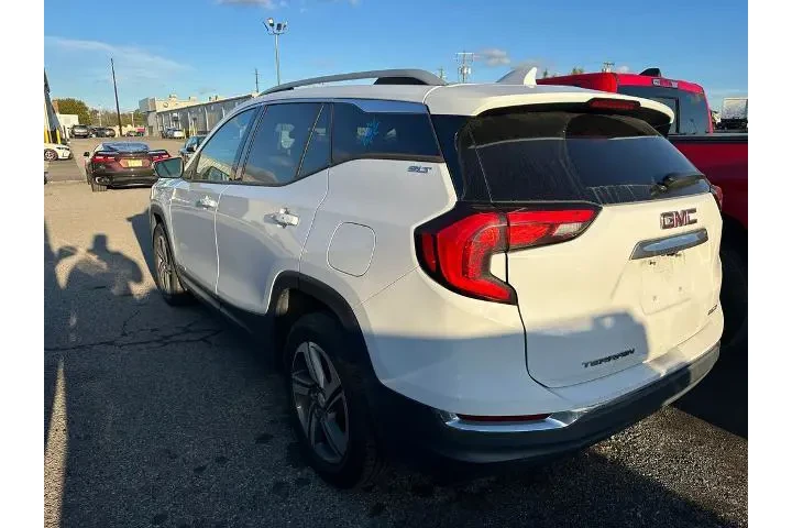 $16880 : GMC Terrain 2019 4x4 SLT 4dr image 3