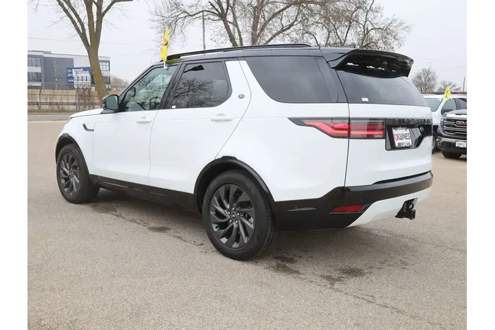 $29990 : Land Rover Discovery 2022 AW image 7