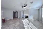 $2000 : Welcome To Nice 3Bed/2Bath thumbnail