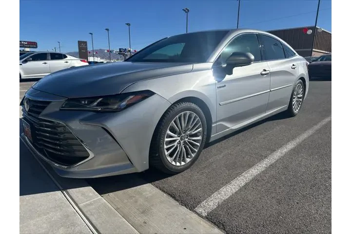 $32095 : Toyota Avalon Hybrid 2019 Li image 1