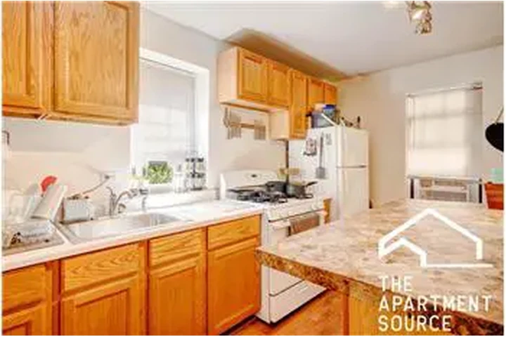 $2075 : Rental property with 1 bedro image 5