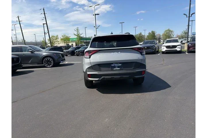 $28980 : Kia Sportage 2023 AWD X-Line image 9