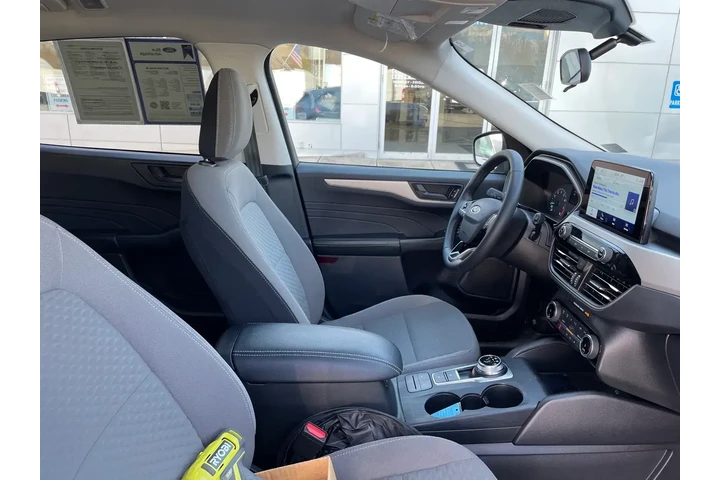 $20000 : Ford Escape 2022 SE 4dr SUV image 9