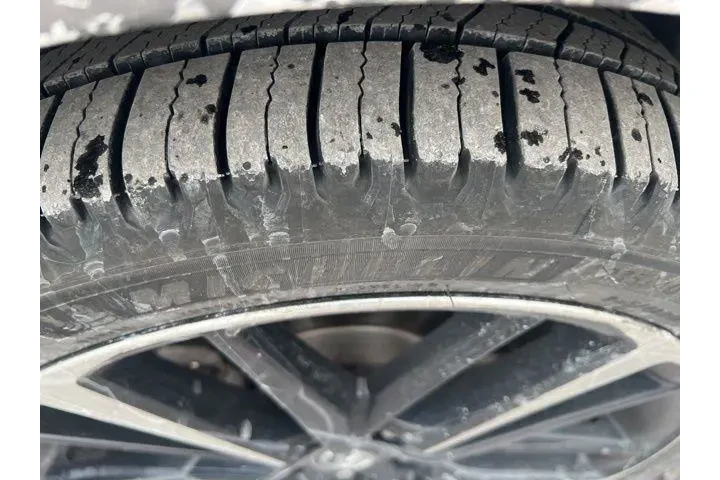 $16995 : Toyota Camry 2018 XSE 4dr Se image 4