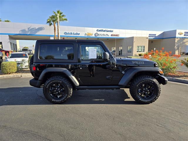 $33143 : Pre-Owned 2022 Wrangler Willys image 7