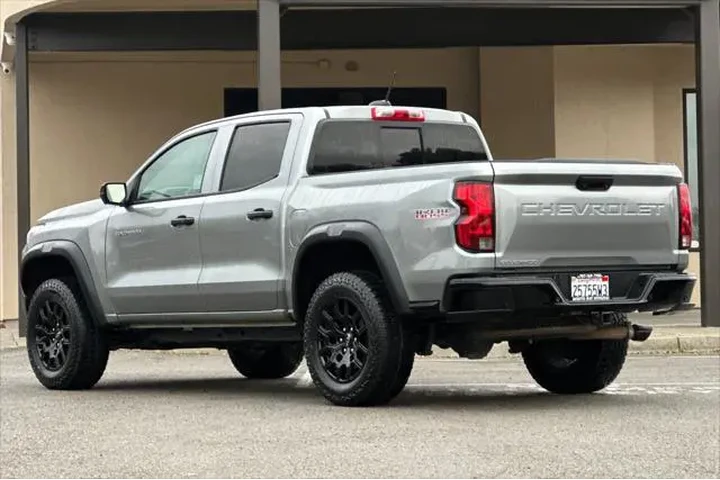 $35990 : Chevrolet Colorado 2023 4x4 image 6