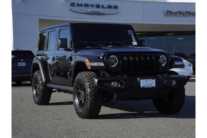$38418 : Jeep Wrangler 2024 4x4 Sport image 2