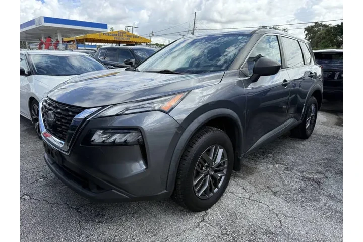 $12800 : 2021 Rogue S image 4