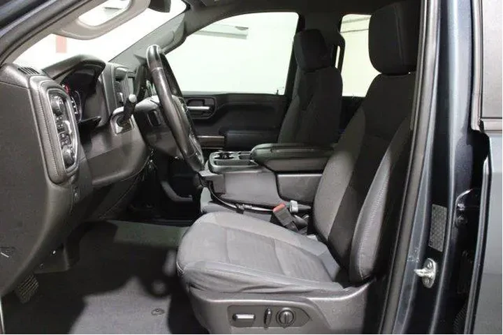 $28598 : Chevrolet Silverado 1500 201 image 2