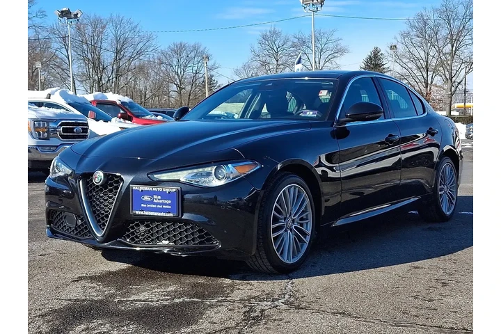 $16995 : Alfa Romeo Giulia 2017 AWD T image 3