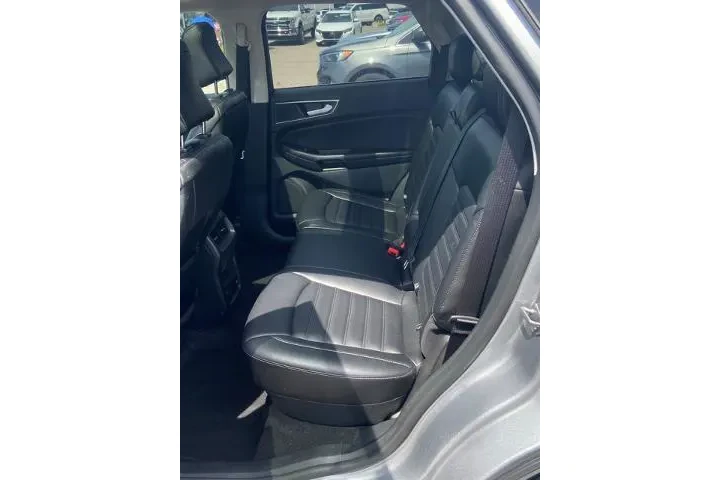 $29276 : Ford Edge 2023 AWD SEL 4dr C image 6