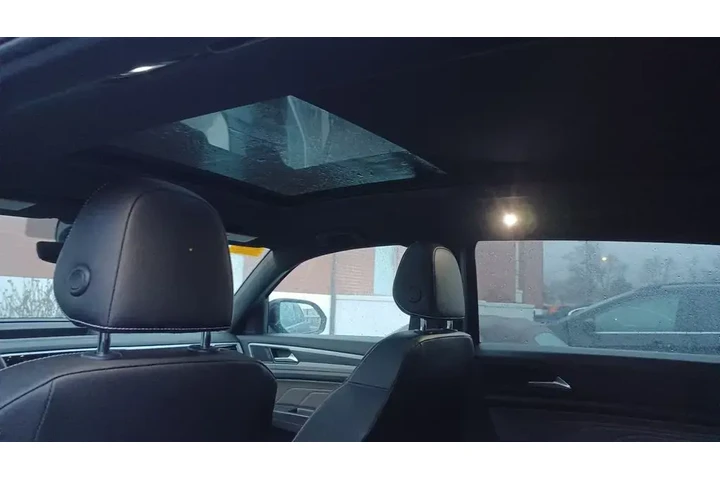 $27677 : Volkswagen Atlas Cross Sport image 8