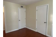 $1150 : Se Renta Cuarto con Baño priv. thumbnail