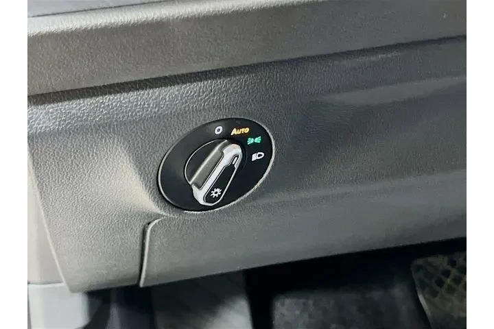 $16591 : Volkswagen Jetta 2024 SE 4dr image 10