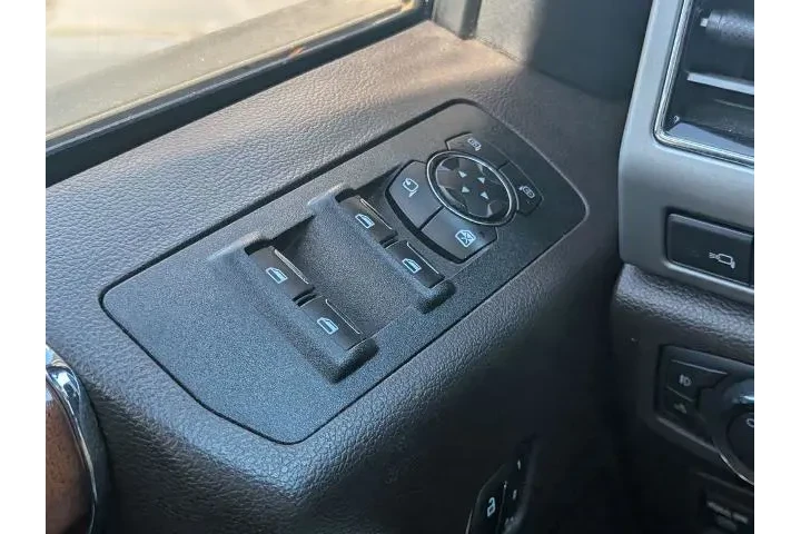 $36030 : Ford F-150 2020 4x4 King Ran image 7