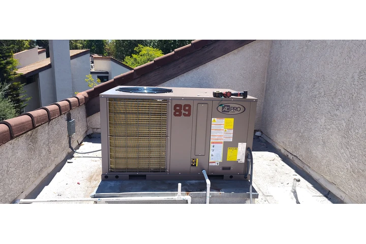 MINI SPLIT HEATING COOLING image 7
