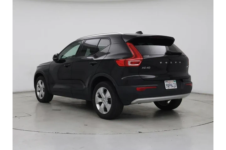 $25998 : Volvo XC40 2022 T4 Momentum image 2