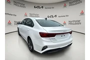 $17490 : Kia Forte 2024 LX 4dr Sedan thumbnail