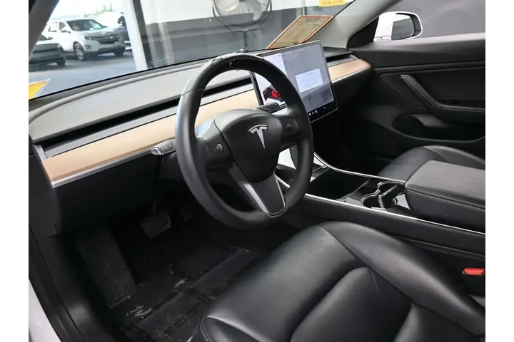 $16991 : Tesla Model 3 2019 Mid Range image 10