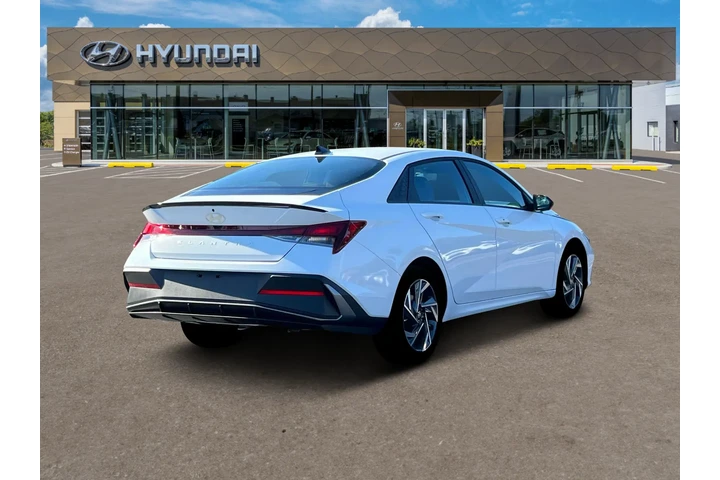 $20000 : Hyundai ELANTRA 2025 SEL Spo image 7