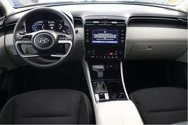 $22395 : Hyundai TUCSON 2024 AWD SEL image 2