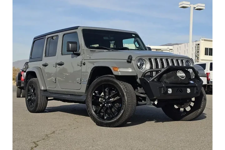 $33958 : Jeep Wrangler 2023 4x4 Sahar image 2