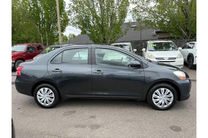 $5995 : 2009 Yaris image 10