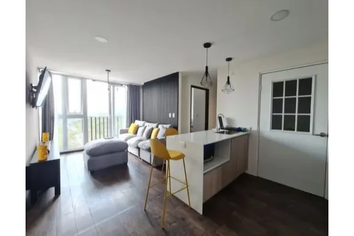 $813 : RENTA APARTAMENTO ZONA 11 image 3