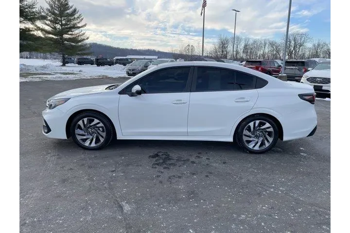 $29988 : Subaru Legacy 2025 AWD Limit image 2