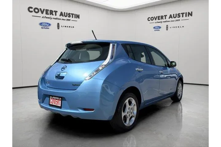 $6987 : Nissan LEAF 2011 SV 4dr Hatc image 5