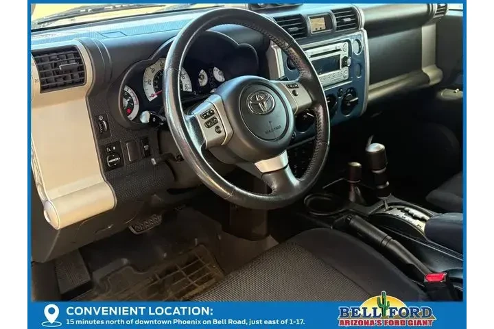 $30015 : Toyota FJ Cruiser 2013 4x4 4 image 7
