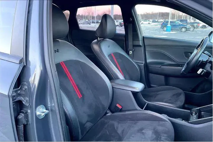 $23500 : Hyundai KONA 2024 AWD N Line image 8
