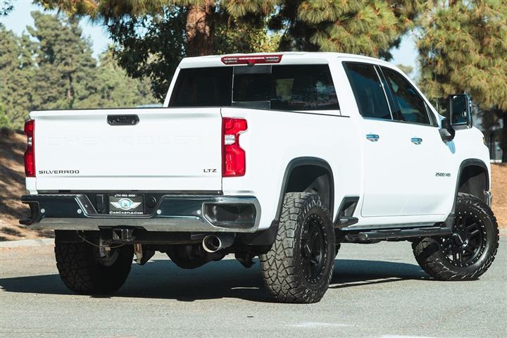 $60999 : 2024 Silverado 2500HD LTZ image 8