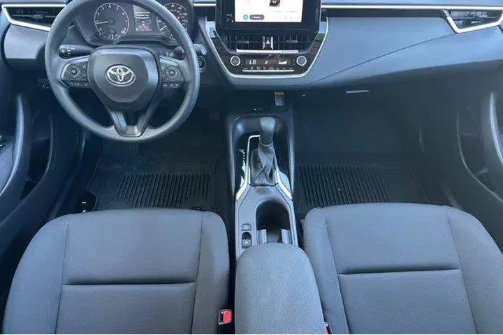 $24500 : Toyota Corolla 2025 LE 4dr S image 6
