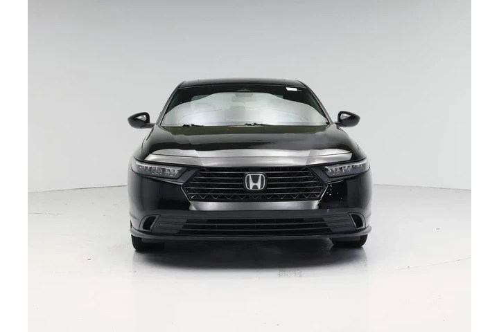 $28998 : Honda Accord Hybrid 2023 Spo image 5