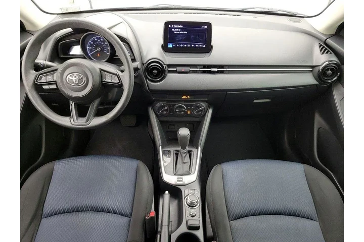 $13599 : Toyota Yaris 2019 LE 4dr Sed image 9