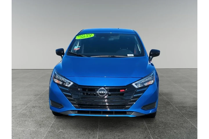 $19900 : Nissan Versa 2023 SR 4dr Sed image 8
