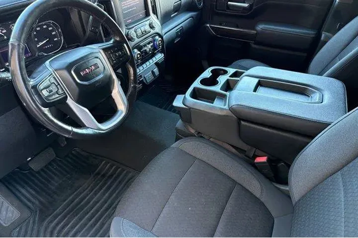 $33477 : GMC Sierra 2500HD 2021 4x4 S image 5
