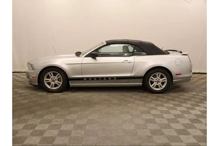 $15995 : Ford Mustang 2014 V6 2dr Con image 1