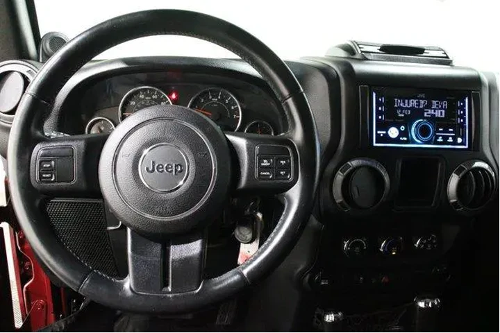 $17889 : Jeep Wrangler 2013 4x4 Sport image 8