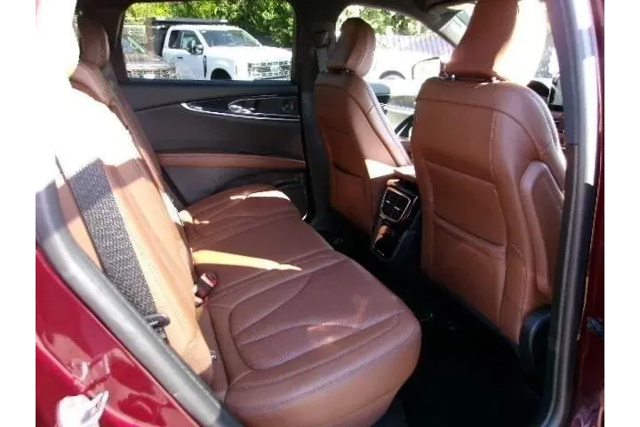 $34656 : Lincoln Nautilus 2021 AWD Re image 4