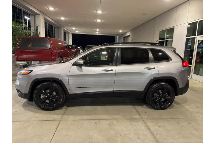 $14998 : Jeep Cherokee 2018 Latitude image 5