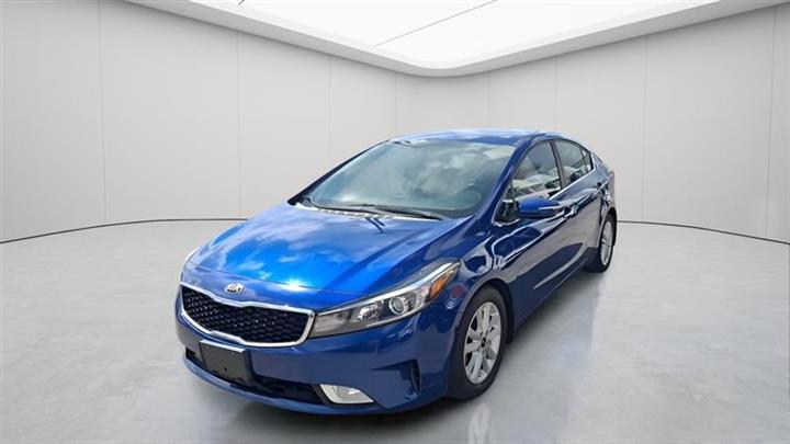 $8977 : 2017 Forte S image 4