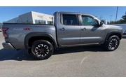 $38591 : Nissan Frontier 2024 4x4 PRO thumbnail
